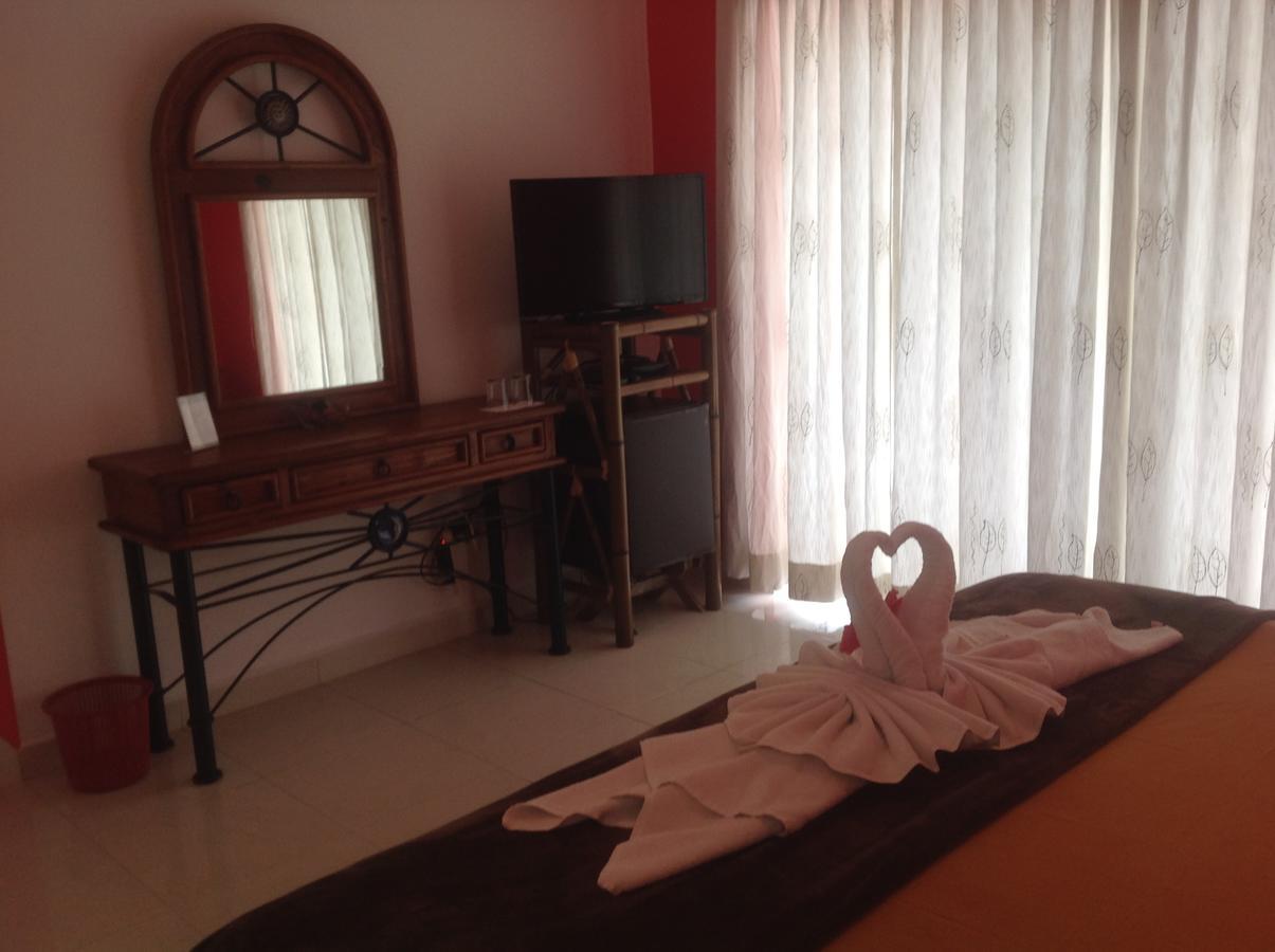 לינה וארוחת בוקר פלאייה דל כרמן Casa Pili מראה חיצוני תמונה